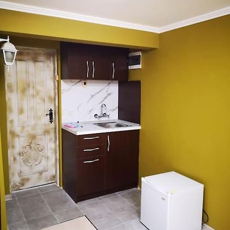 Apartmán Студиото Е Партер От Жилищна Сграда. Топ Център. Varna Exteriér fotografie